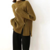 2022 Autumn and winter new pattern knitting Base coat Split ends Half a Easy Button Sense of design Socket sweater Women