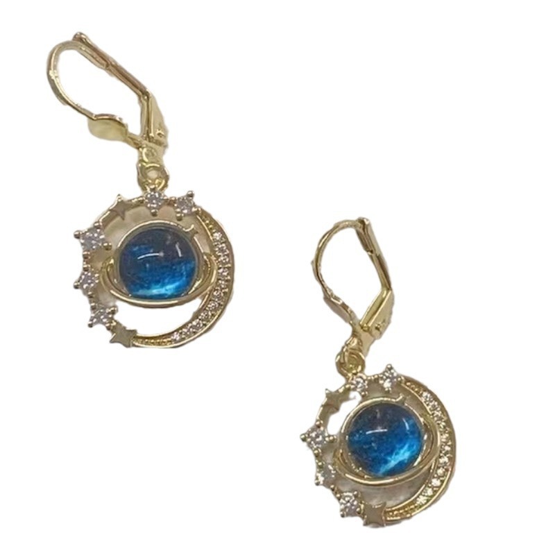 fashionable trend universal earrings