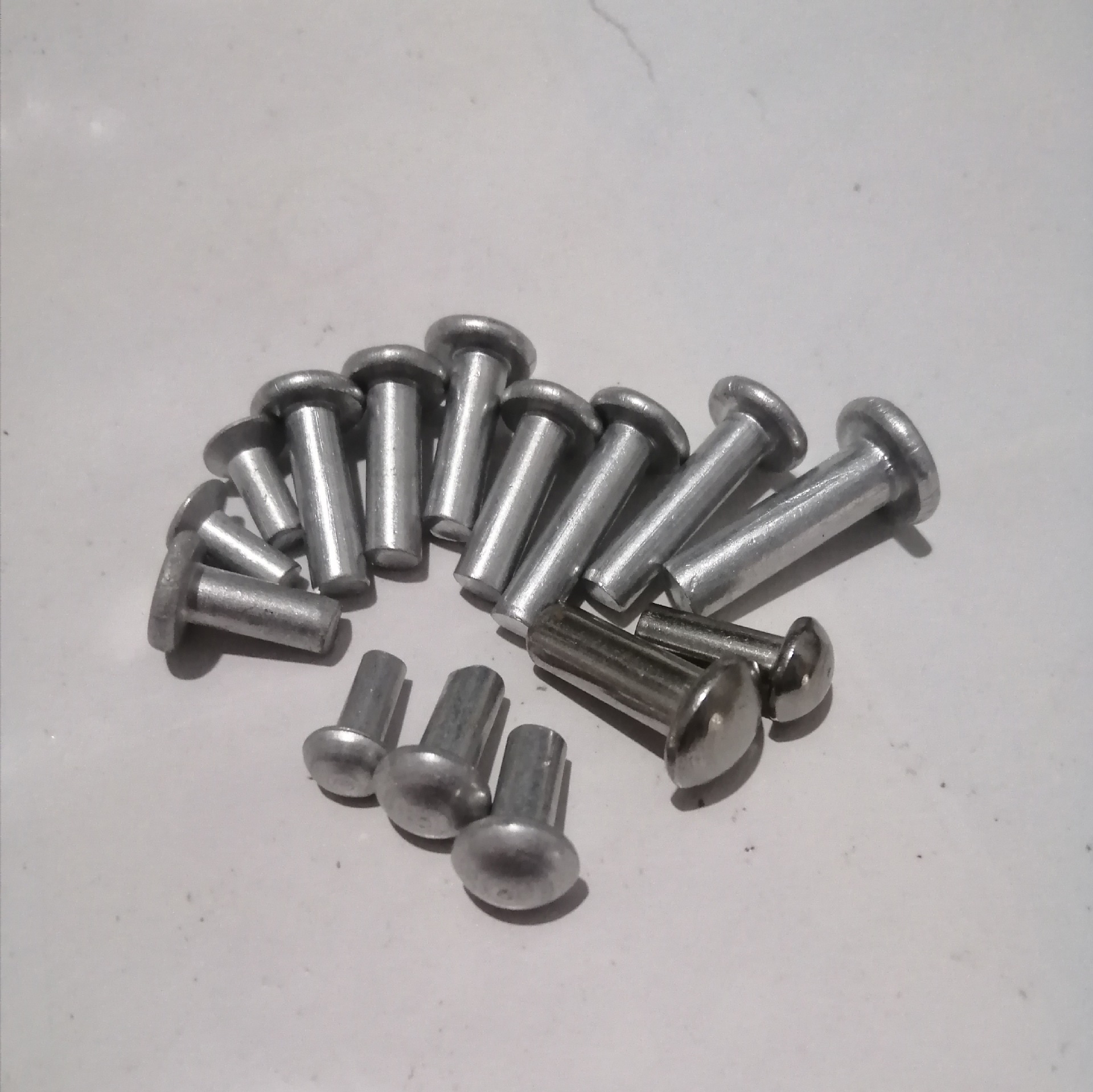 现货供应  平头铝铆钉  平头铝锅钉  半圆头铝铆钉