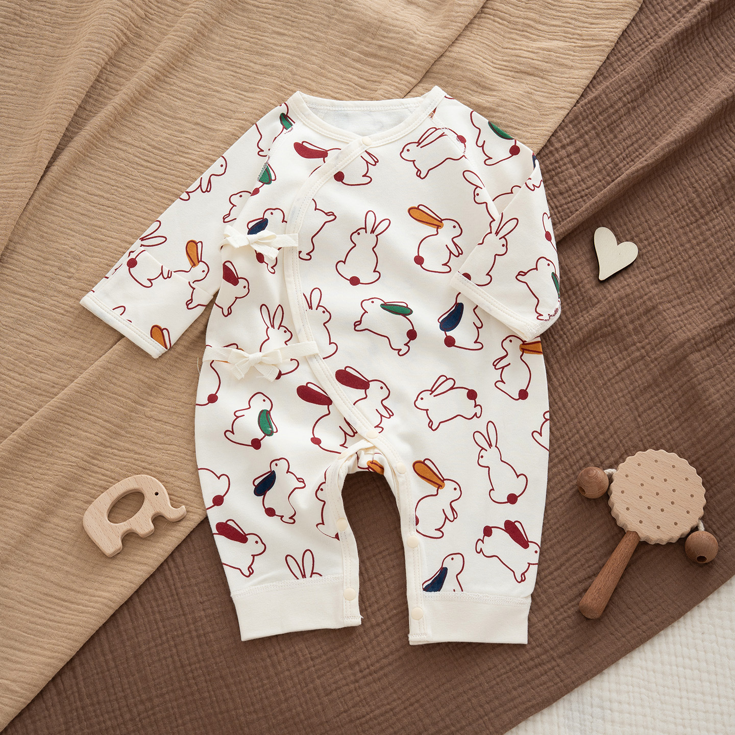 1 piece of red-edged rabbit khaki