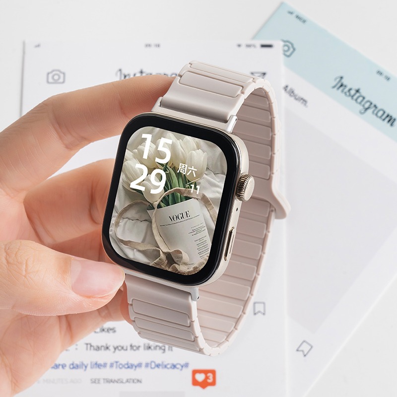 Starlight color (this is just the strap)