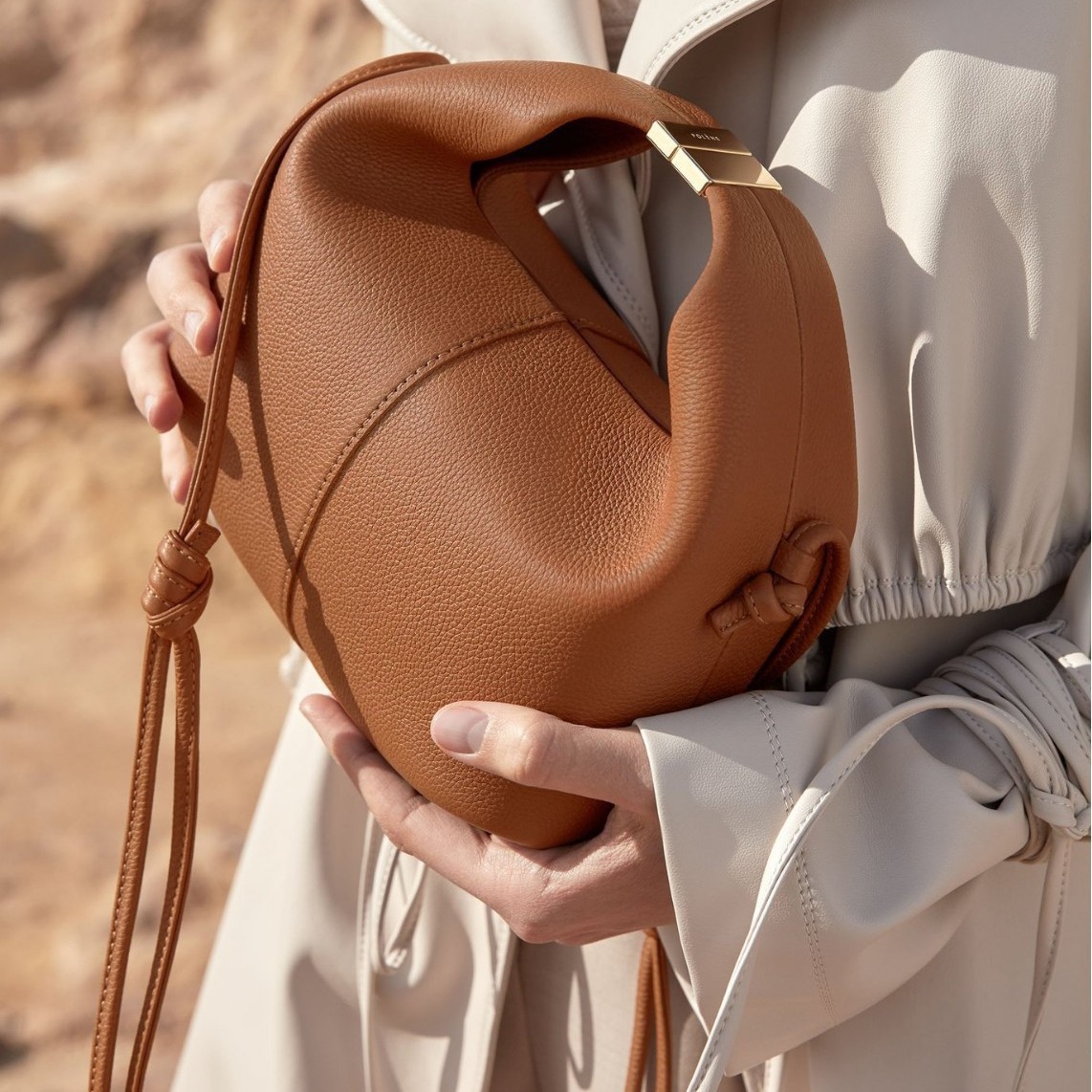 Caselle Style Niche Design Genuine Leather Women's Bag New Shoulder Crossbody Handbag - Thumbnail 3