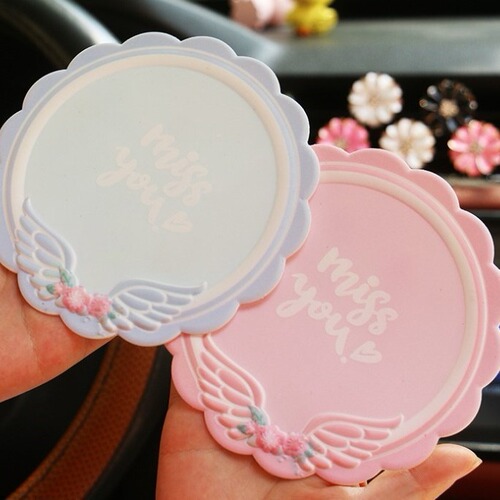 Car interior mobile phone anti-slip mat cute cartoon anti-slip mat high temperature resistant Morilu time coaster