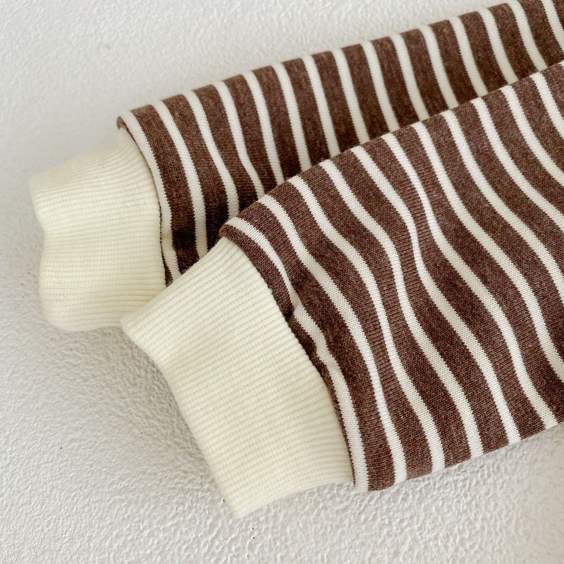 Abbigliamento autunnale 2024 per neonati, bambini piccoli, ragazzi e ragazze, pullover a righe a maniche lunghe + pantaloni a pieghe_voghion.com