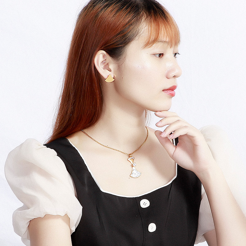 fashion creative stainless steel rhinestone earrings necklace set wholesale Nihaojewelry