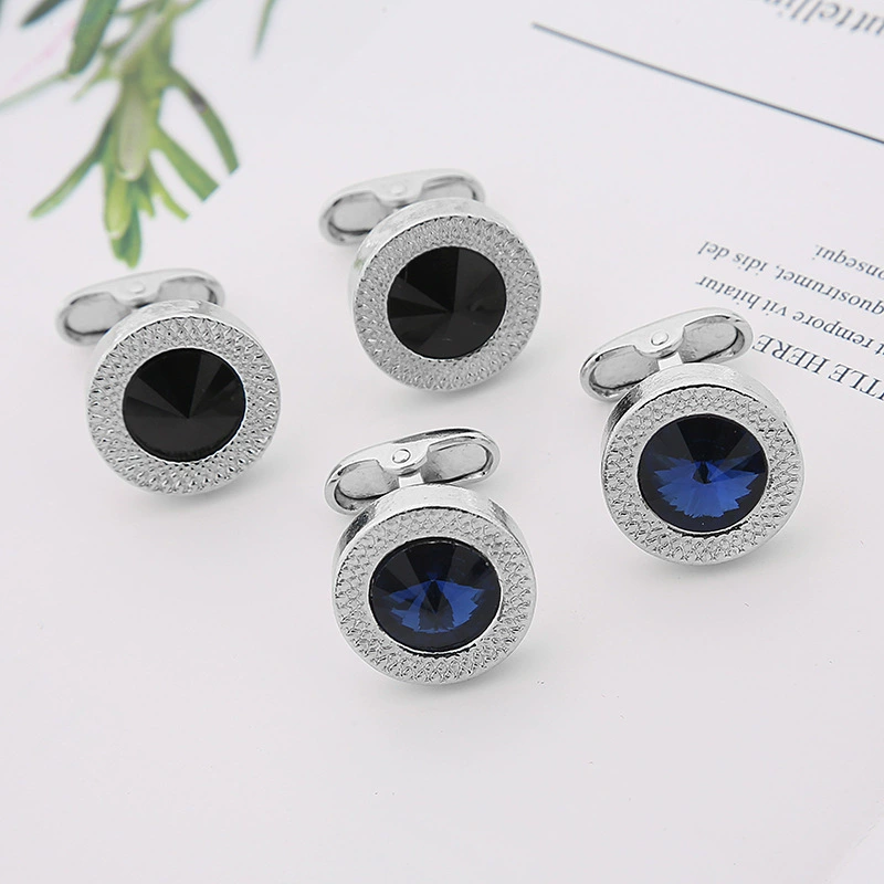 Плащ sapphire из металла?