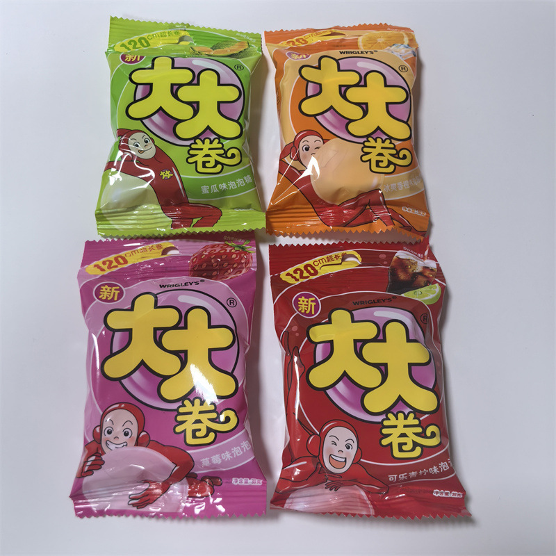 Children's snacks large bubble gum roll cut music 30g * 12 packs of nostalgic snacks candy gifts