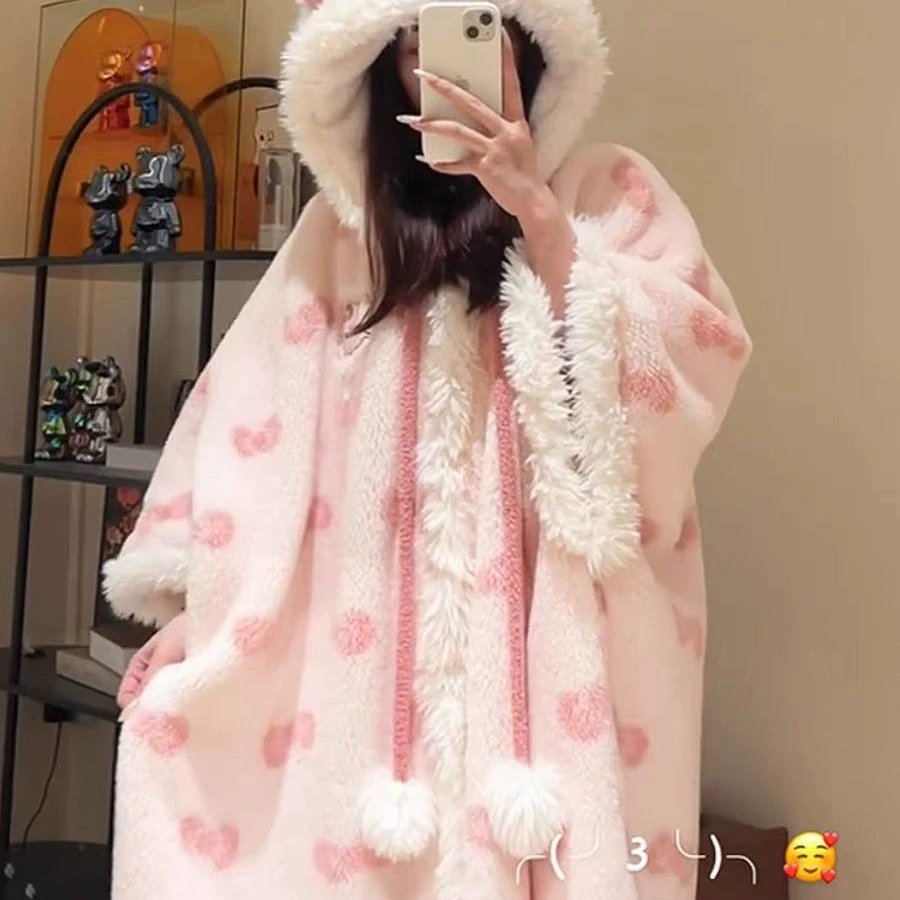 Hello Kitty, hello kitty, коралловый бархатный халат, полутеплая пижама, термобелье, милое пальто