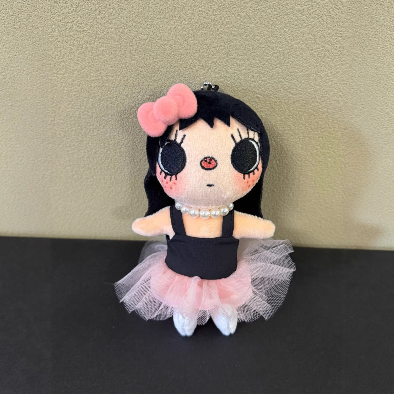 Original New Product Yuyu Cartoon Character Plush Toy Set, Cute Yuyu Art Exhibition High-Value Doll Outfit Replacement Original New Product Yuyu Cartoon Character Plush Toy Set, Cute Yuyu Art Exhibition High-Value Doll Outfit Replacement
