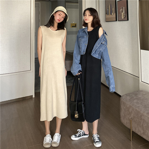 Women's Spring Summer Long-Sleeve Knit Backless Dress, Round Neck Loose Fitting Base Layer Dress with Innerwear
