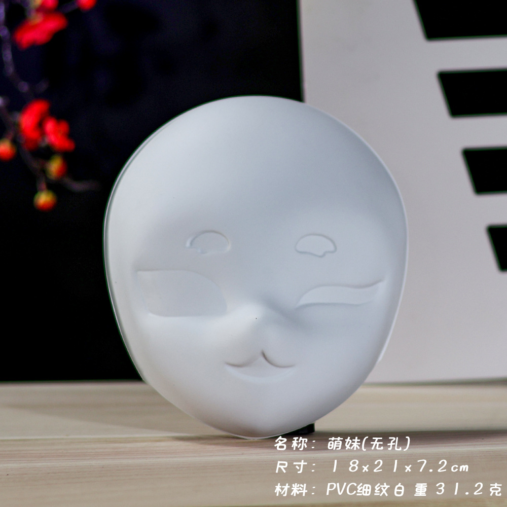 Chica linda suave, embrión blanco puro, plástico, máscara de PVC, blanco mate, blanco mate, zorro en blanco, maquillaje facial, pintura de cabeza de bestia humana pintada a mano
