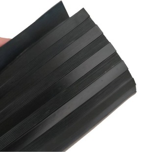 Manufacturer Customized Anti-Slip Mats, Floor Mats, Anti-Slip, Good Protective Performance, Convenient to Lay, Wide and Thin Stripesd Anti-Skid Plates