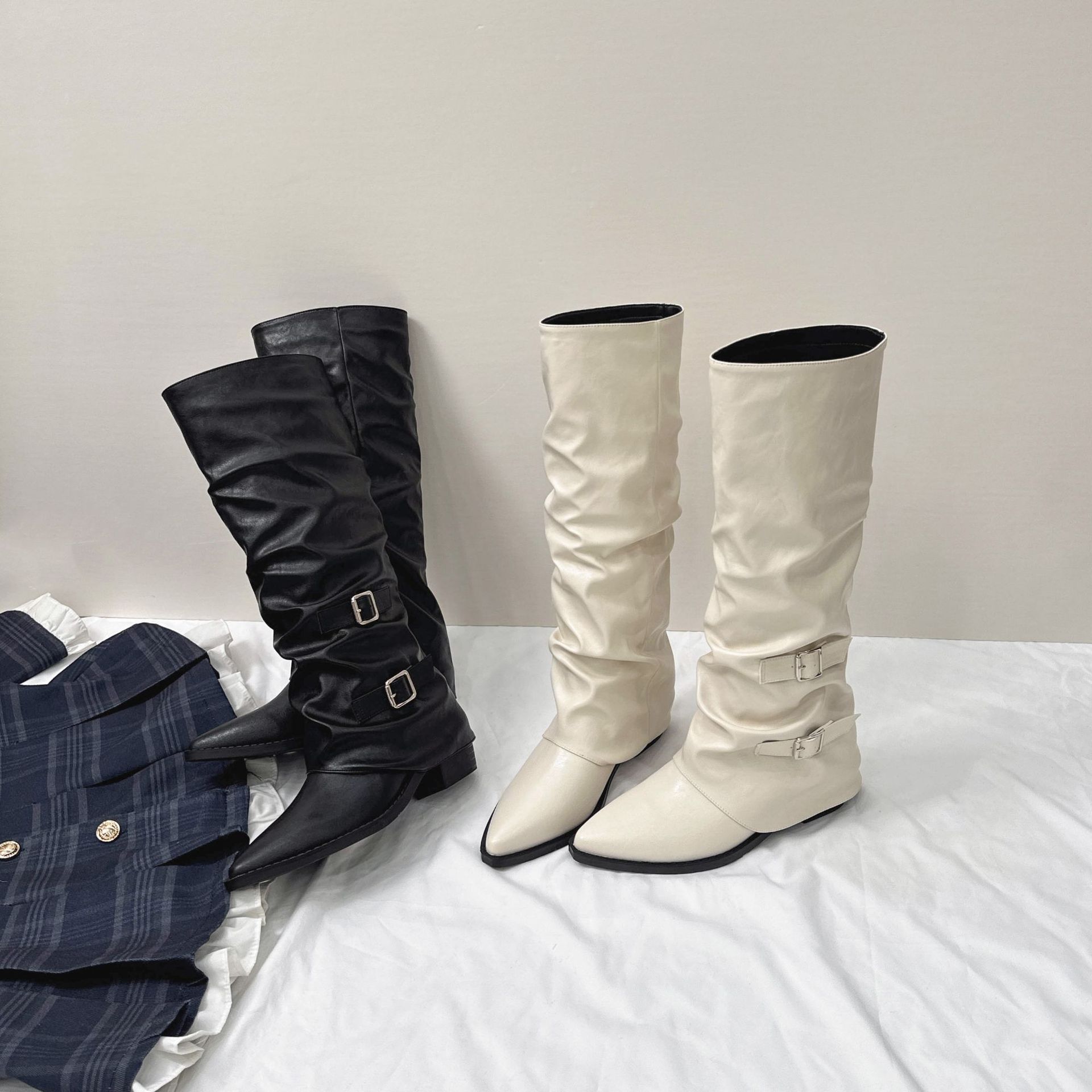Botas Largas Plisadas para Mujer de 8 cm, Superfibra, Tacón Grueso, para Otoño e Invierno image 2