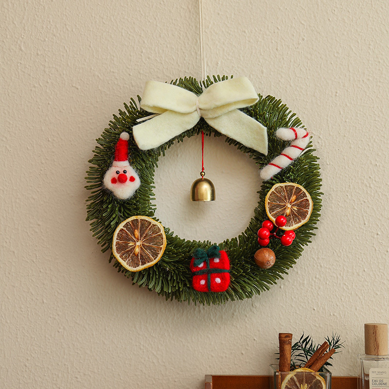 Decoraciones navideñas, coronas de pino Nobel, adornos, escaparates, muebles para el hogar, muebles para el hogar, accesorios para colgar en la puerta, productos al por mayor