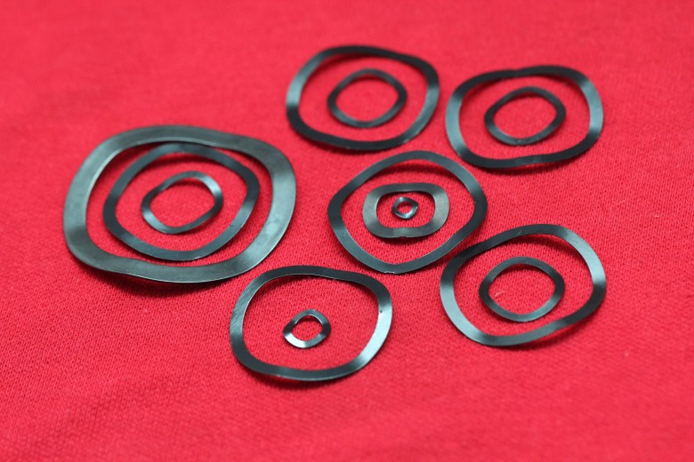 DIN137电机波形垫圈    13.5*17.5*0.2