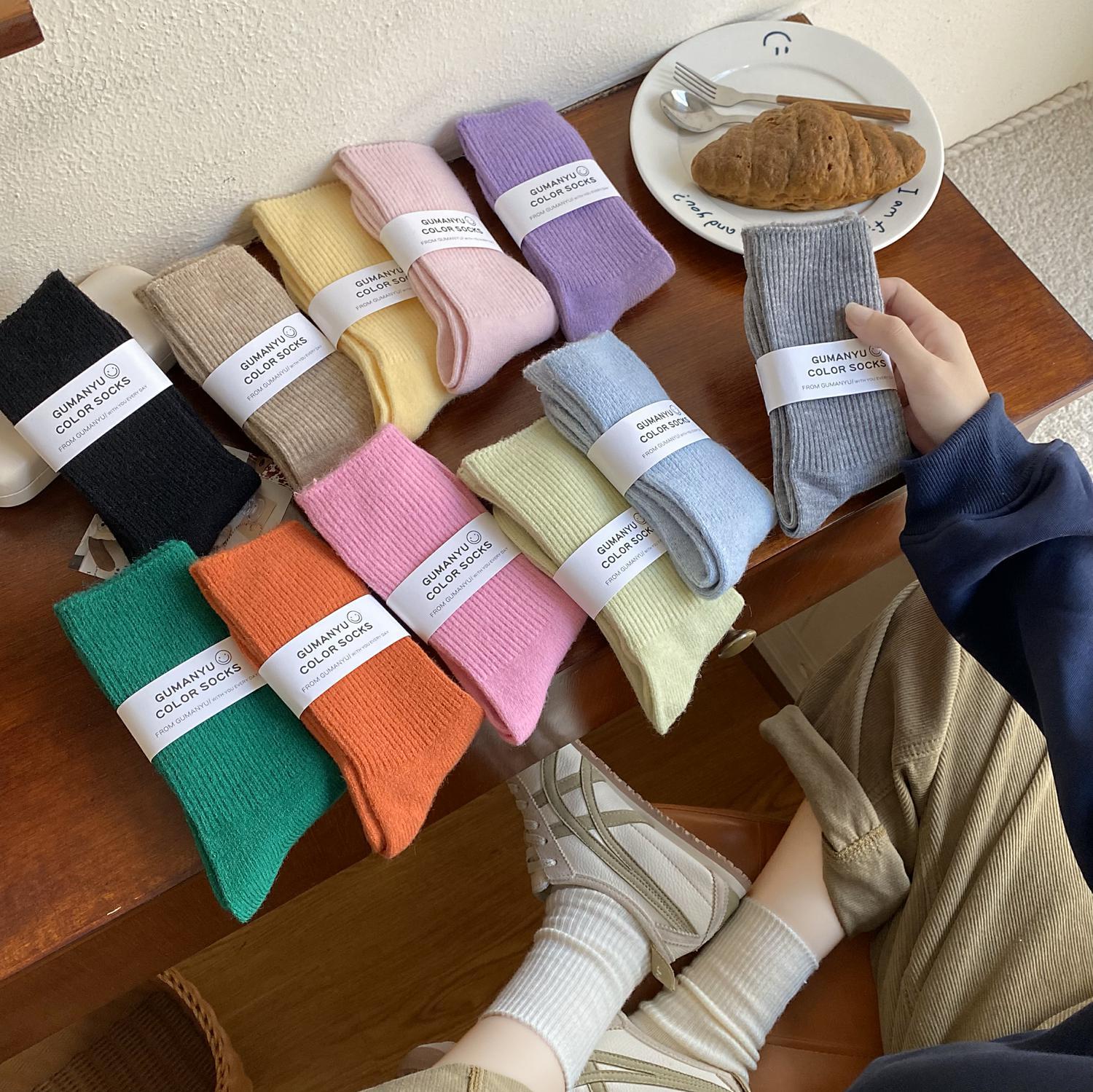 羊毛堆堆袜子女中筒袜秋冬季加厚保暖日系纯色冬天羊绒月子长筒袜