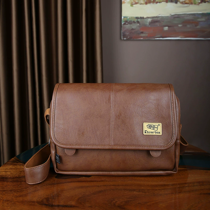 Capacious one-shoulder bag, universal straps one shoulder, simple and elegant design