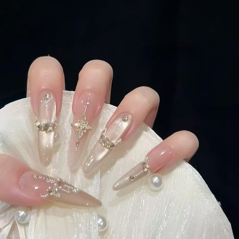 Champagne Candlestick French Light Luxury Style Handmade Wearable Nails Cat Eye Whitening Nail Patches Factory Wholesale Champagne Candlestick French Light Luxury Style Handmade Wearable Nails Cat Eye Whitening Nail Patches Factory Wholesale
