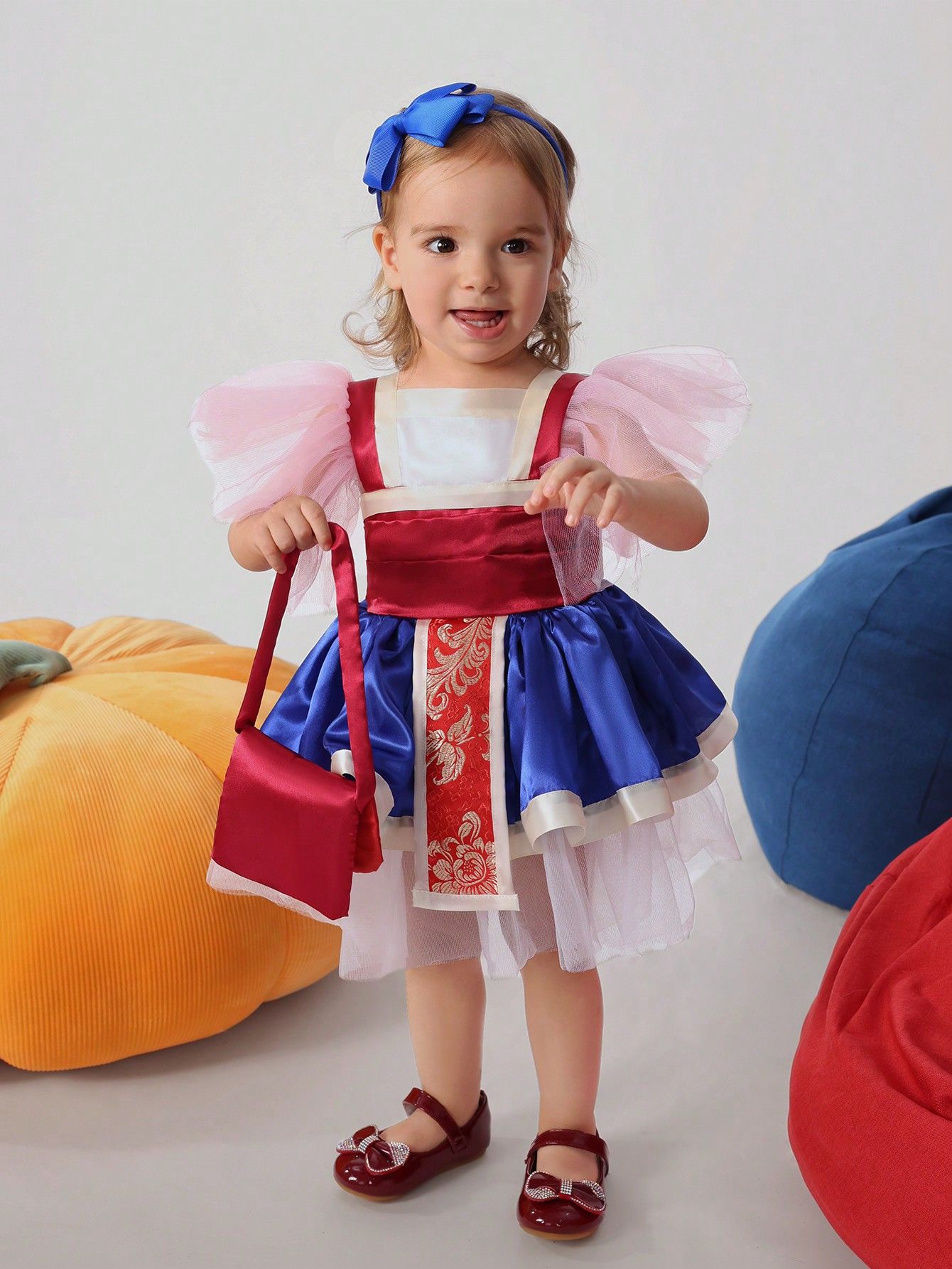 중국 스타일의 드레스