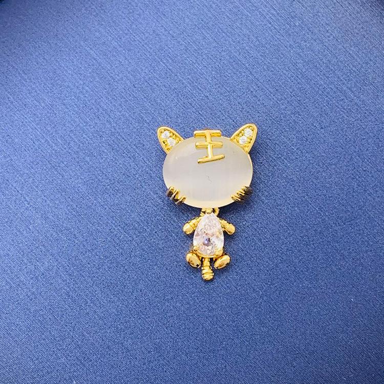 Tiktok Venta caliente colgante al por mayor auto-seleccionado 100 cobre colgante único con fuente de cadena de fábrica al por mayor sin cadena