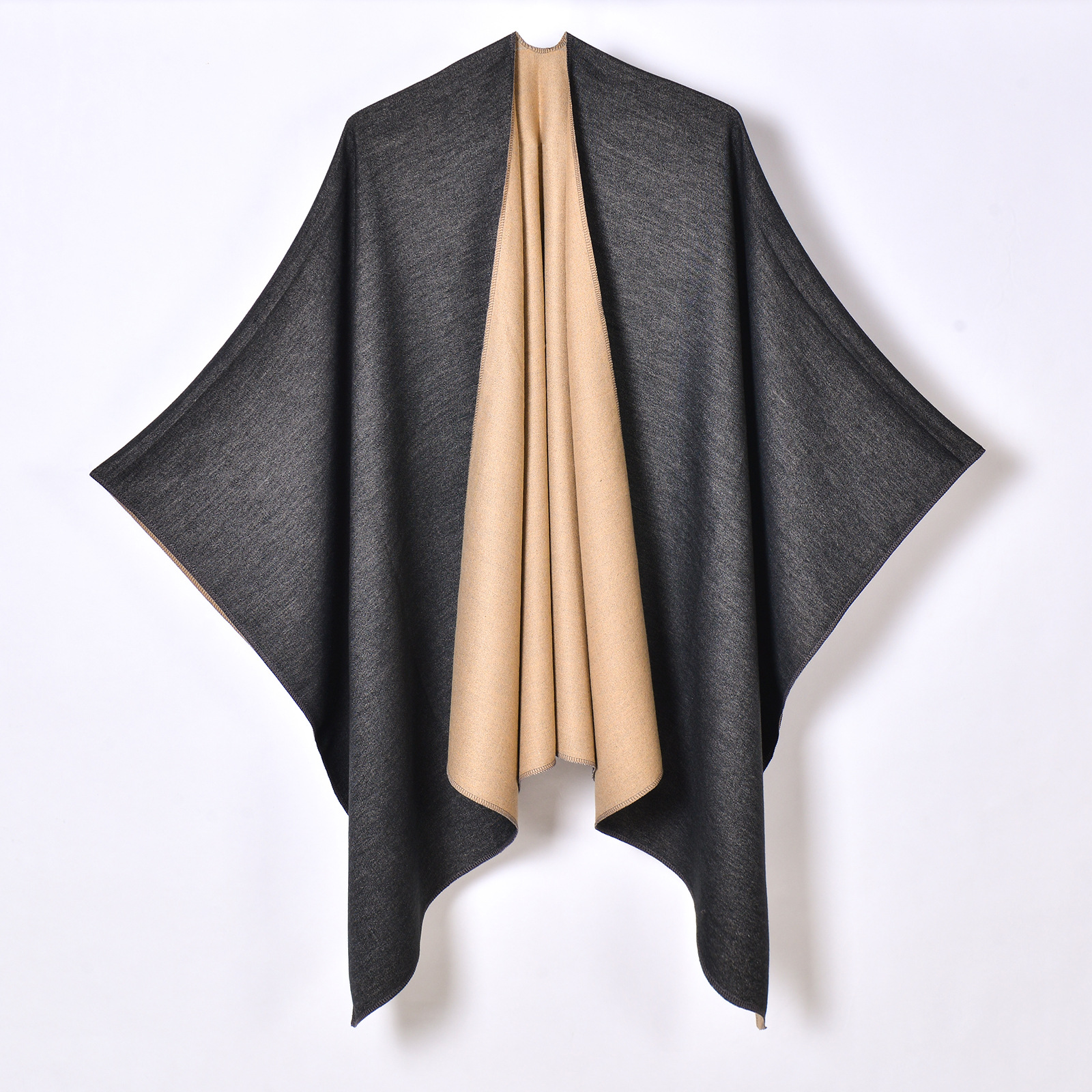 Camello negro de doble cara monocromático