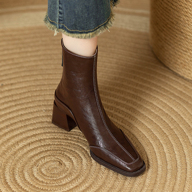 Retro High-Heeled Martin Boots for Women, 2026 Autumn and Winter Design, Square-Toed Chunky Heel Ankle Boots, British Style Trendy Slim Boots