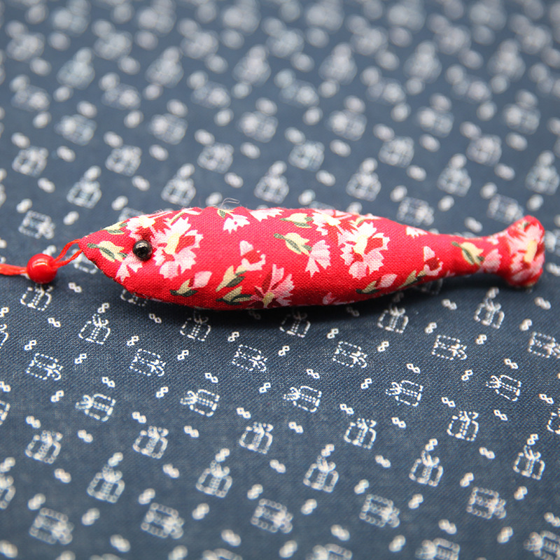 Patchwork estilo antiguo pescado coche colgante bolsa joyería suéter cadena bordado decorativo hecho a mano DIY llavero colgante