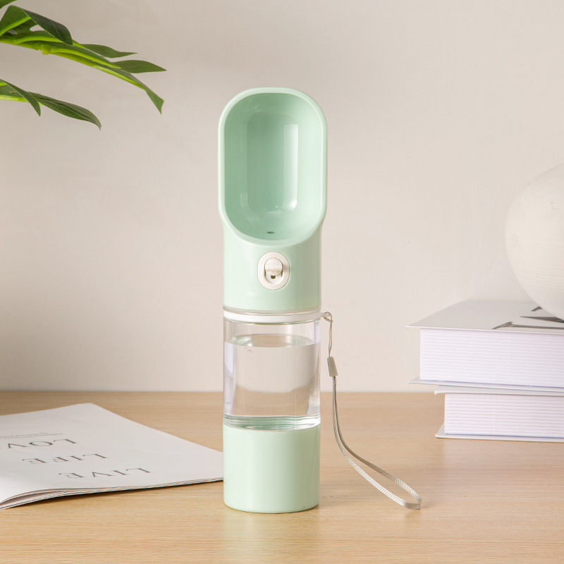 Taza de agua portátil para perros fuera de casa botella de agua portátil para mascotas al aire libre acompañante taza de agua paseando perro alimentador de agua