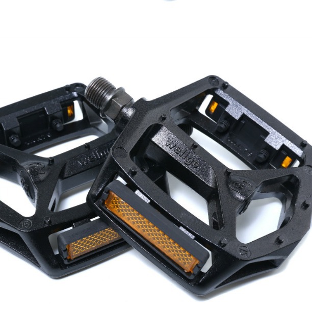 Mountain bike carriage pedalled, pedal