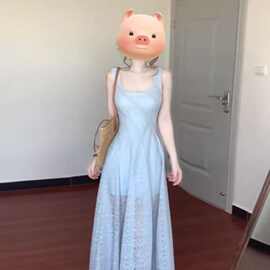 法式蓝色方领吊带连衣裙女夏海边度假气质高级感收腰显瘦蓬蓬长裙