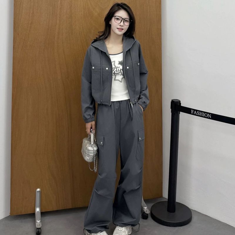 时尚工装套装女2025秋季新款连帽洋气减龄显瘦炸街酷飒外套三件套|undefined