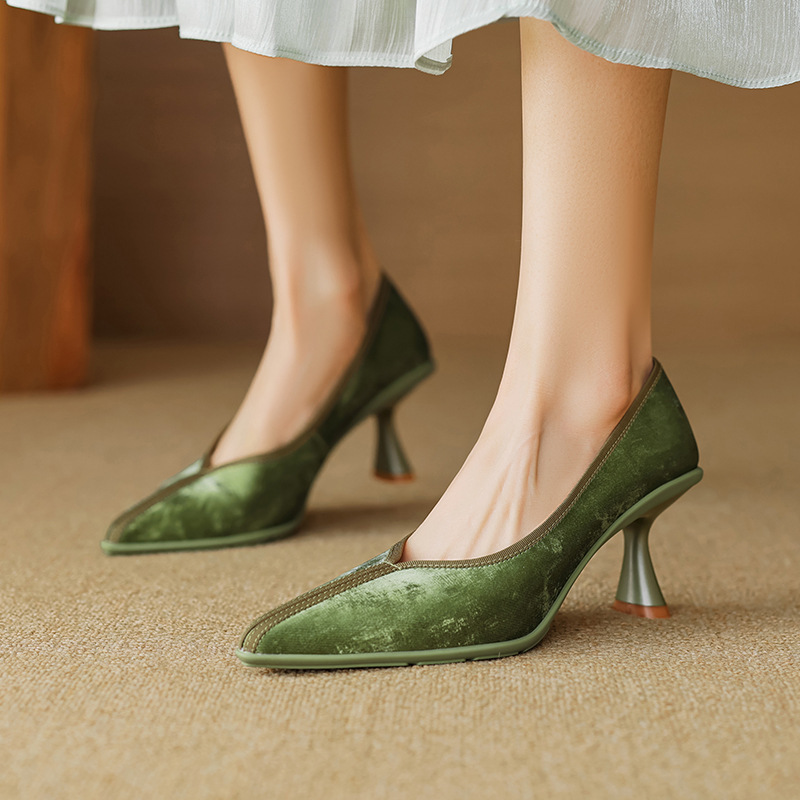 Chinese Style National Style Shallow Mouth Shoes Spring and Summer New Pointed Velvet Sheepskin Two-heeled Women's High Heel Large Size Refundable
