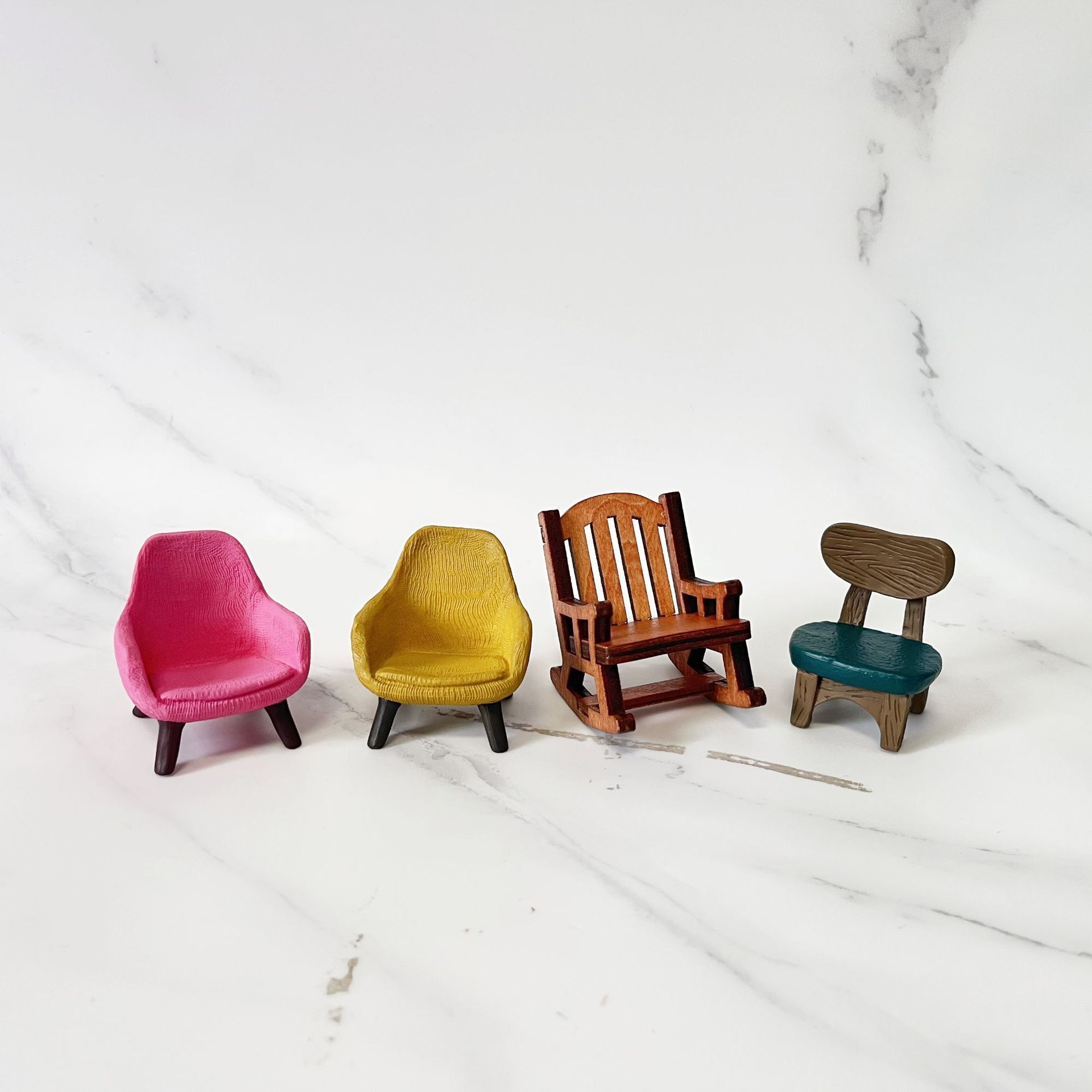 迷你小沙发摆件暖黄沙发木摇摇椅子治愈情绪解压工位小摆件装饰品