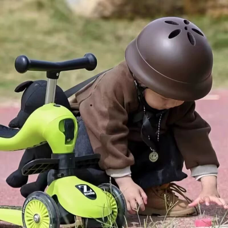 Роликовые коньки Детский шлем Открытый дрейфующий велосипед Скейтборд Катание на коньках Баланс Велосипедный шлем для верховой езды Шлем цветения сливы