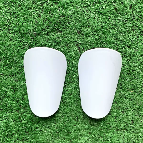 White, 13×8cm