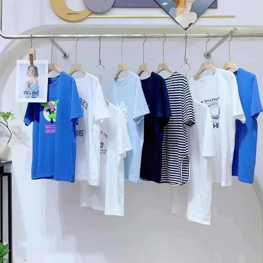 Летняя футболка 2025 года в стиле Amazon AliExpress: свободная и универсальная, новая женская одежда от бренда, прямые поставки.
