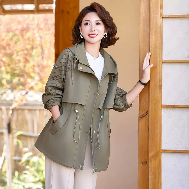 妈妈春秋装外套新款中老年人女装休闲风衣春秋季洋气大码上衣服