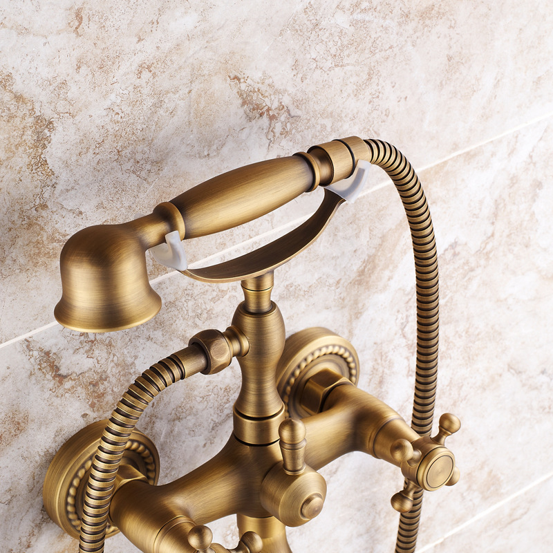 Antique-Style Copper Teapot Triple Showerhead Wall-Mounted Concealed Bathroom Dual Outlet Seven-Way Copper Shower Fixture with Antique Design