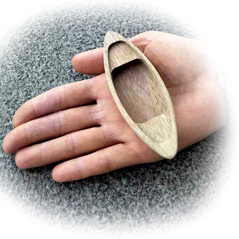 Wooden Solid Wood Canoe Wood Japanese-Style Bonsai Wooden Boat Model Can Be Used in the Water and Aged 10cm Log Toy