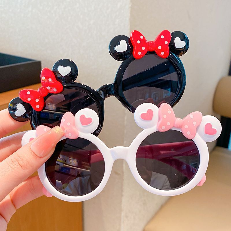 Mickey negro + Mickey blanco