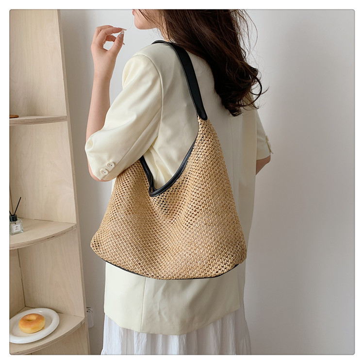 Women's Medium Straw Geometric Vacation Weave Bucket Magnetic Buckle display picture 23