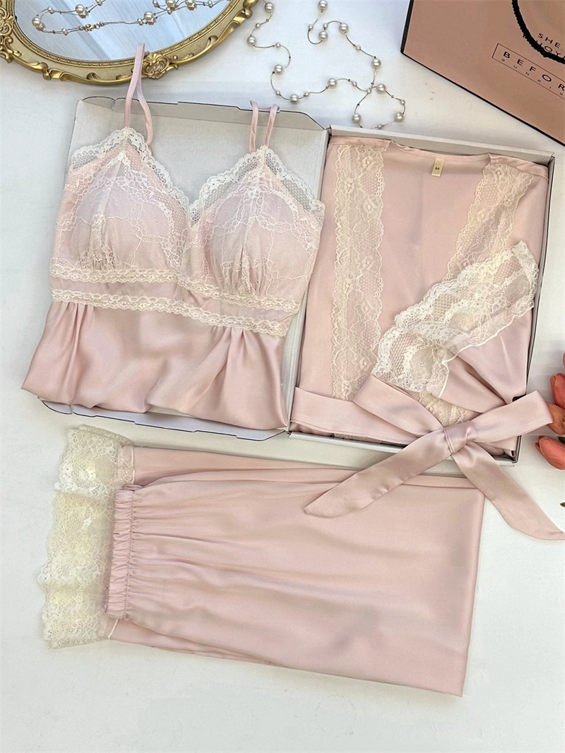 Damen Pyjama Set Aus Eisseide Mit Brustpolster Und Nachthemd_voghion.com