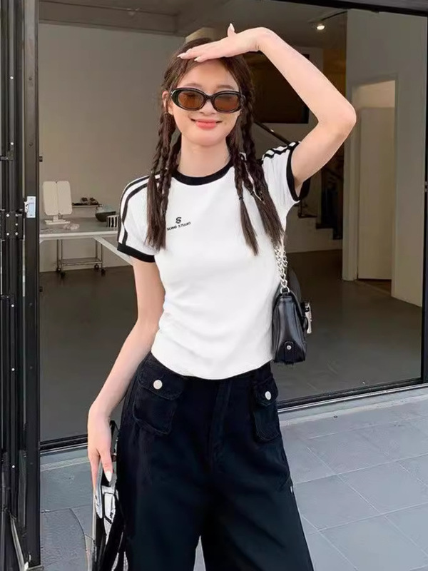 外国貿易の夏の新型ins個性半袖tシャツの女性の上着はスリムに見えます。|undefined