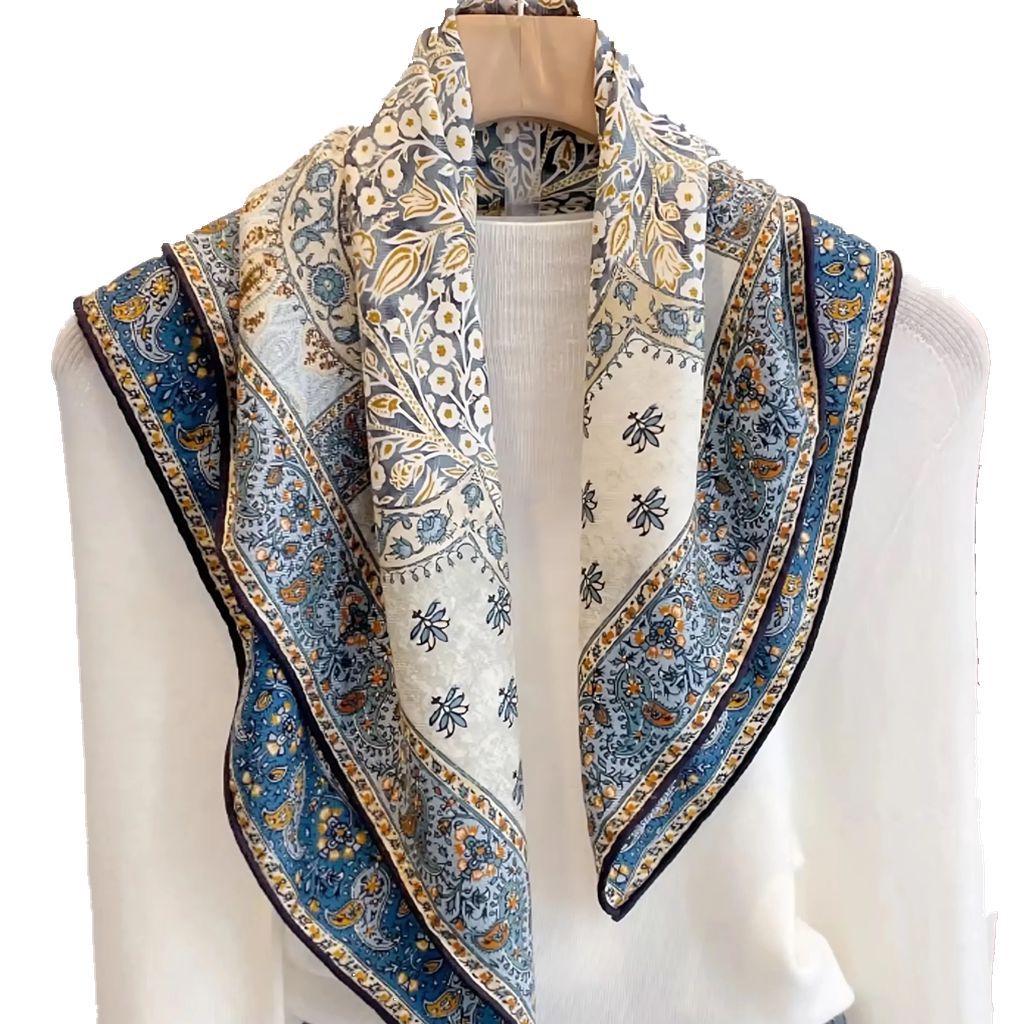 New French Vintage Silk Wool Square Scarf Autumn Winter Stylish Double-Sided Two-Tone Silk Wool Scarf For Women - Thumbnail 3