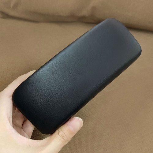 2024 New Optical Glasses Leather Storage Box Large Capacity Simple Fashion Anti-Stress Black Sunglasses Box Wholesale