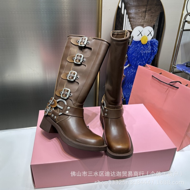 易梦玲miuu家皮带扣棕色长筒靴不过膝圆头西部牛仔骑士靴欧美风靴|undefined