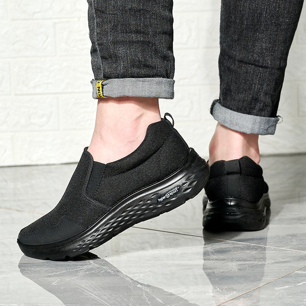 sports casual footwear for leisure
