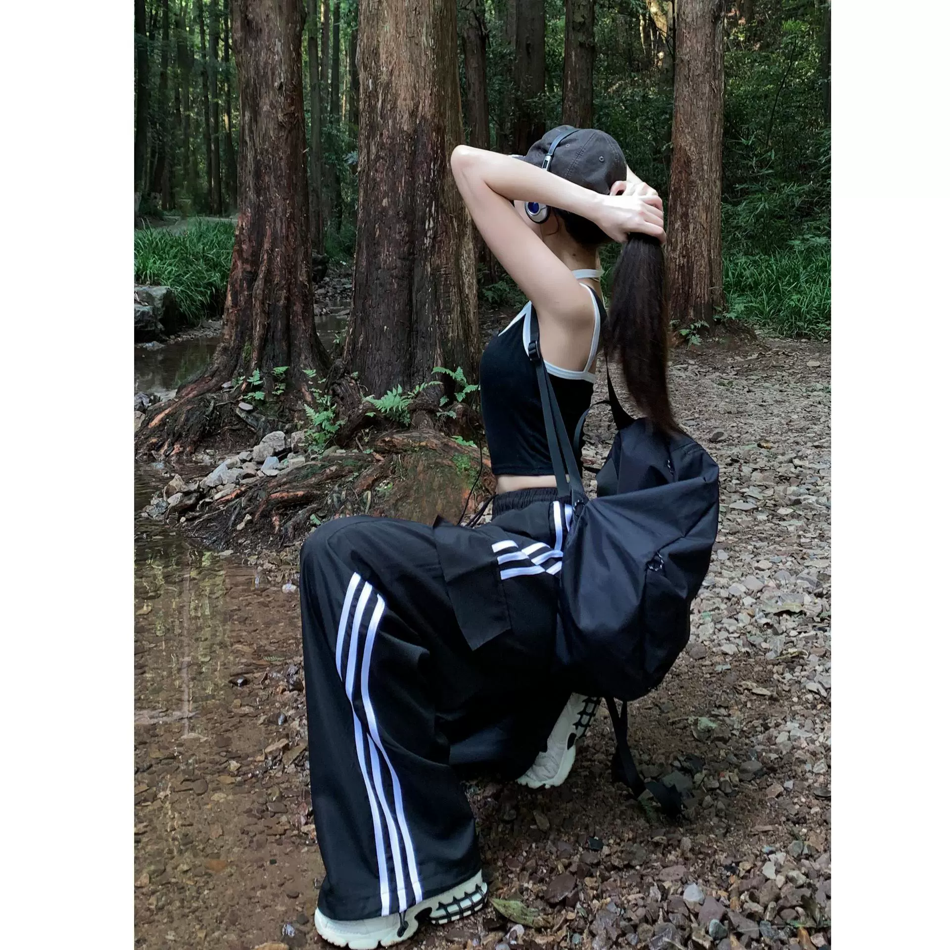 春秋季新款复古三道杠户外徒步工装裤女阔腿运动裤高腰拖地长裤潮