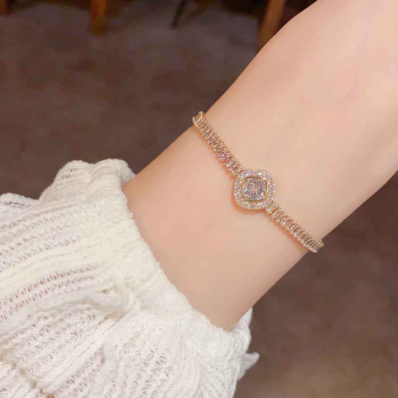 French-Style Light Luxury Versatile Ultra-Shiny Micro-Inlaid Cubic Zirconia Full Diamond Bracelet for Women, Niche Fashion, Simple and Sophisticated Bracelet Wholesale