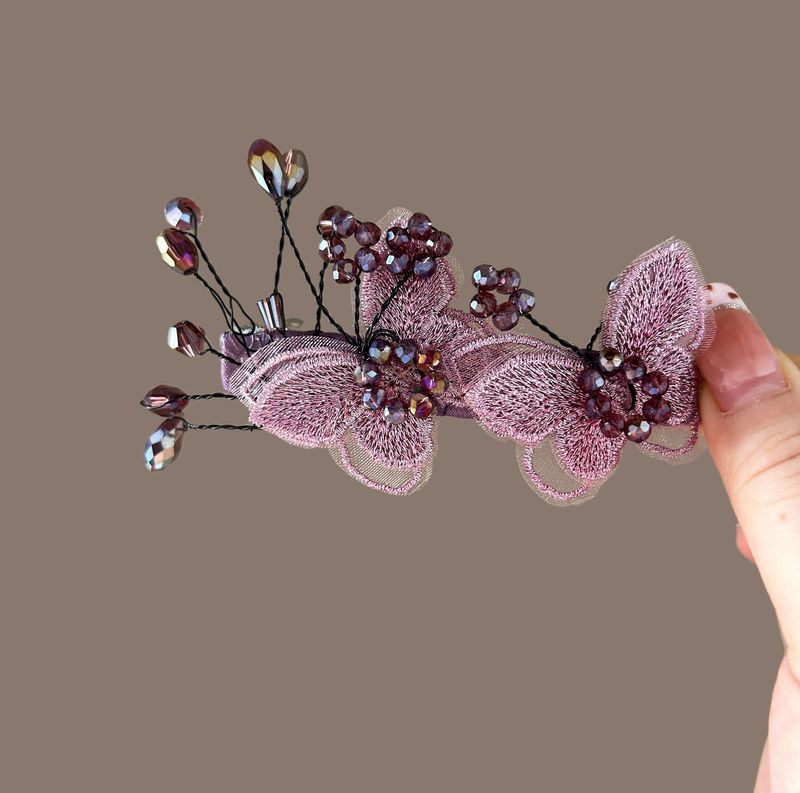 女性用の紫色の刺繍入りダブルバタフライヘアピン、ハイエンドで絶妙なヘアアクセサリー、ヘアピン、ヘアピン、前髪クリップ、スプリングクリップ|undefined